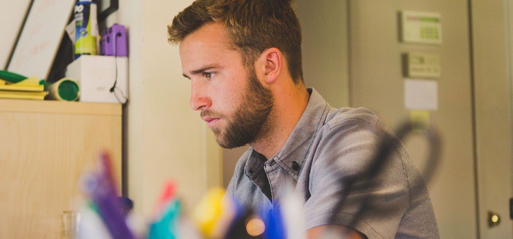 mendapatkan kepercayaan banyak orang