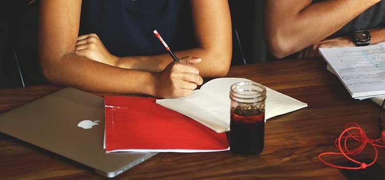 Bisnis Industri rumah tangga