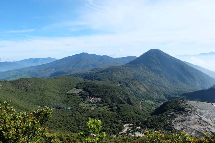 gunung untuk pendakian