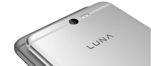 smartphone luna