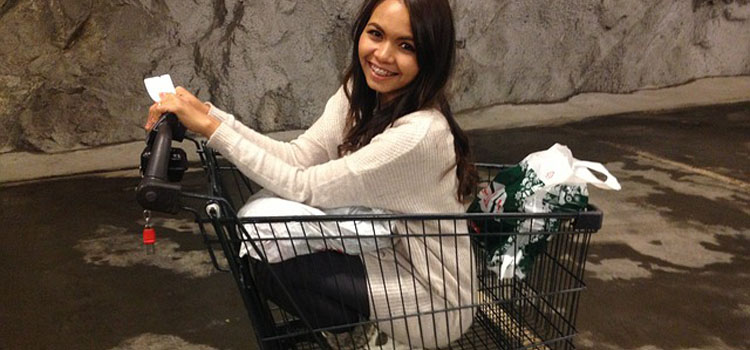 membeli rumah diusia muda