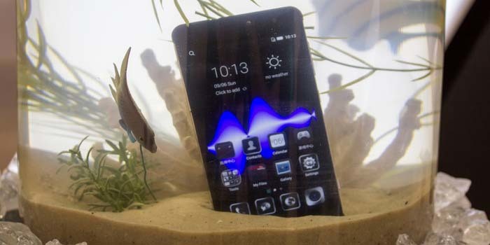 ponsel tahan banting