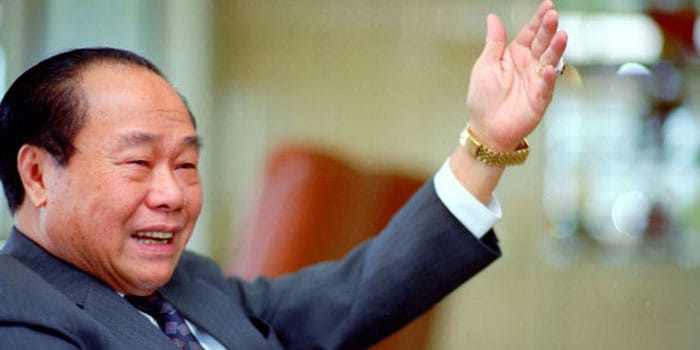 Kisah Sukses Eka Tjipta Wijaya