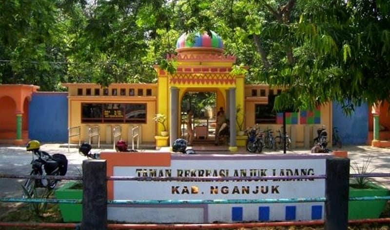 tempat wisata di kabupaten Nganjuk
