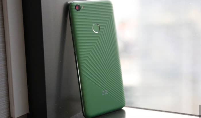 smartphone berteknologi canggih