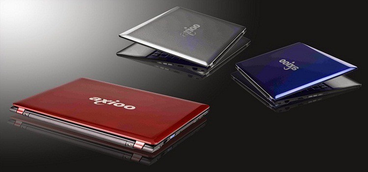 laptop dan smartphone lokal