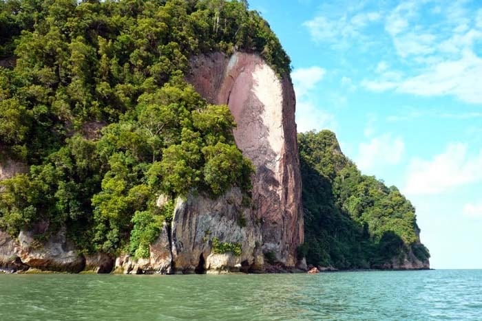 pulau berhala Indonesia