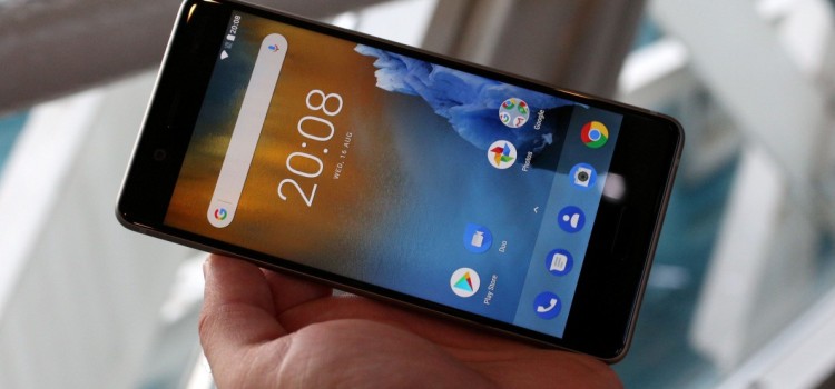 Ponsel dual kamera nokia 8