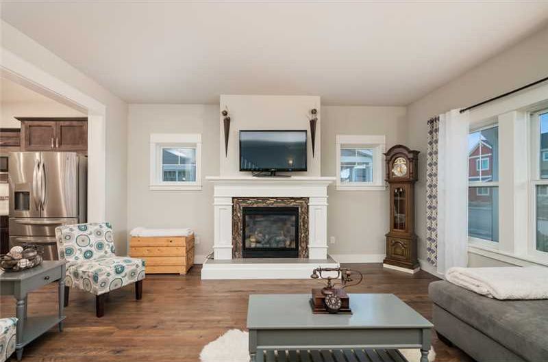 membuat dekorasi ruangan