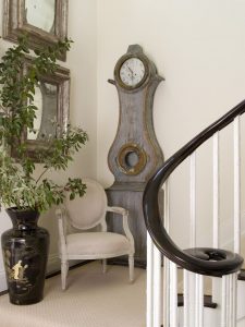 membuat dekorasi ruangan