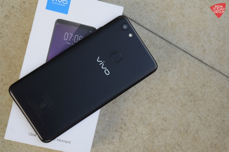 Vivo V7 Plus