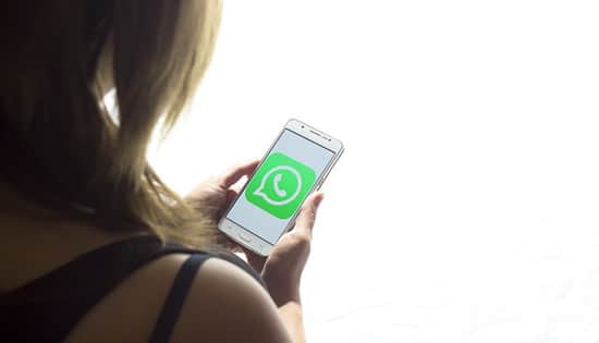 hapus pesan terkirim whatsapp