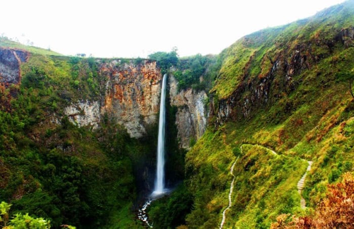 air terjun di sumatera utara