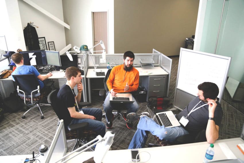 Membentuk tim bisnis startup