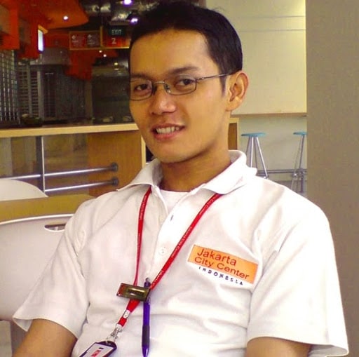 Blogger Inspiratif Marixon Manurung