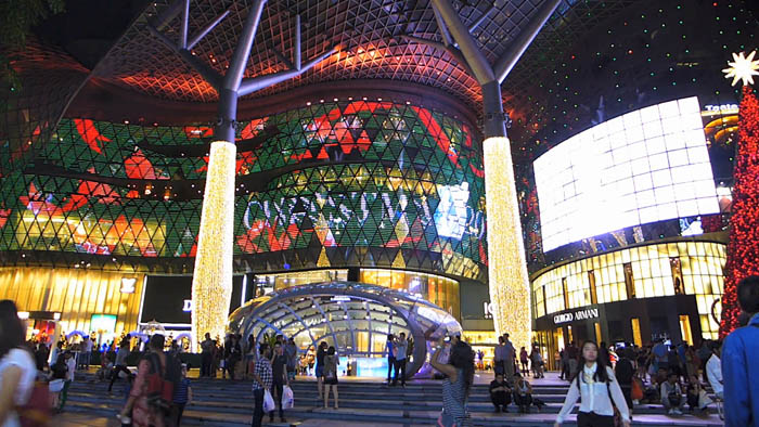 Berwisata ke Singapura