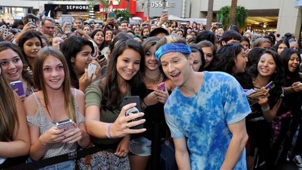 Stretagi Pemasaran Produk Dengan Menggunakan Social Media Influencer