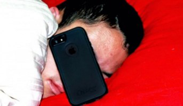 ponsel tidak membunuh manusia