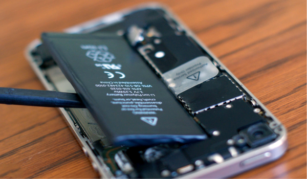 Ganti baterai iPhone