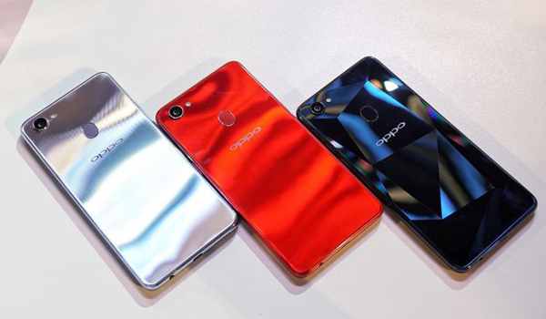 harga oppo f7 di Indonesia