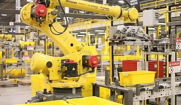 Robot Menggantikan Pekerjaan Manusia