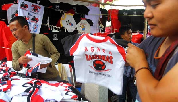 Usaha Menjelang Pilkada - Kaos