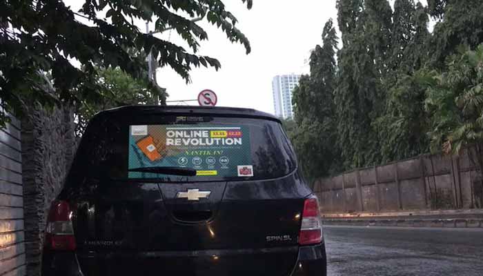 startup car advertising