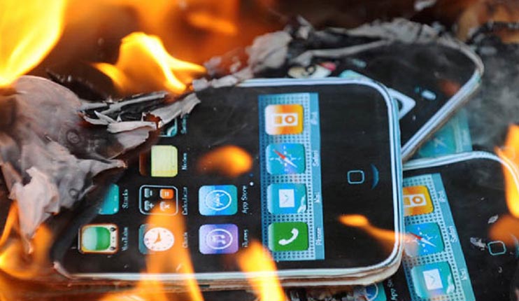 Baterai Ponsel Anti Terbakar