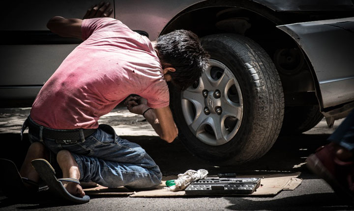 Menghemat Biaya Perawatan Mobil