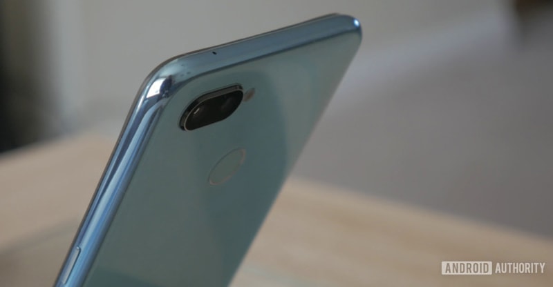 8 Kelebihan Realme 2 Pro yang Membuatnya Unggul di Harga 2 Jutaan