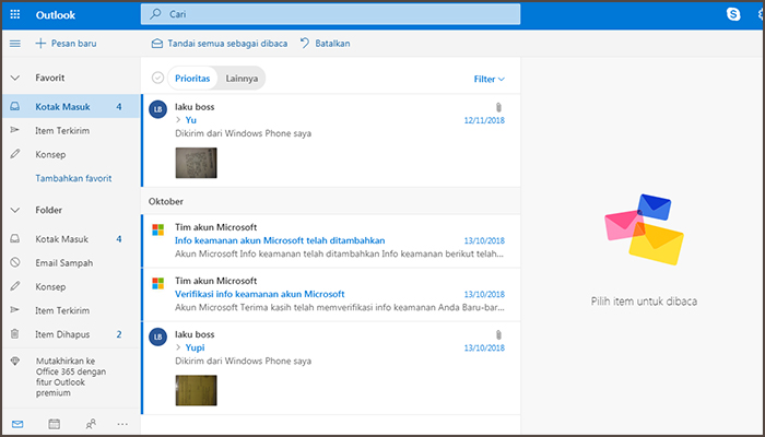 mengakses email lain