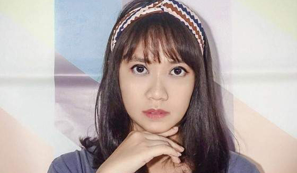 Creator Facebook Gaming cantik