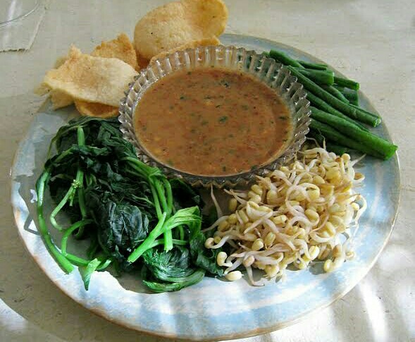 Menu buka puasa pecel