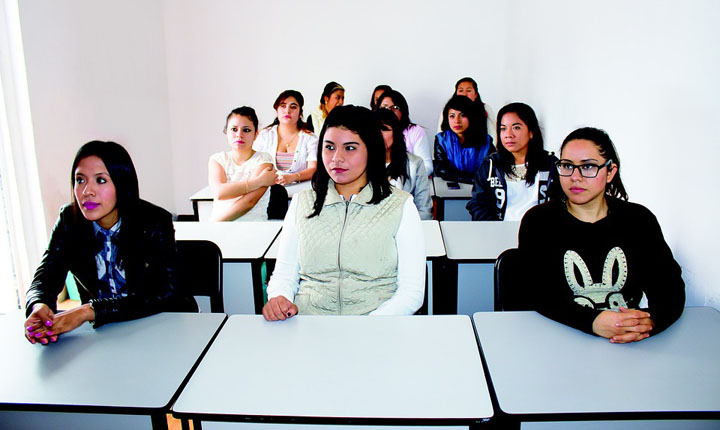 Lulusan Jurusan Komunikasi