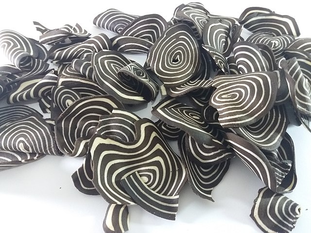 Kuping gajah, Kue tradisional khas lebaran