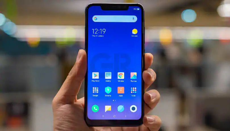 smartphone dengan dual kamera depan