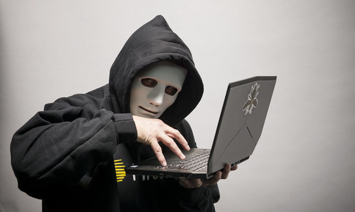 hacker bos teknologi