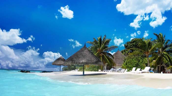 Pulau Menjangan Besar dan Menjangan Kecil