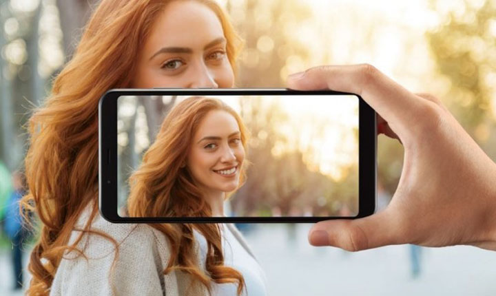 Harga dan Spesifikasi Sharp AQUOS V