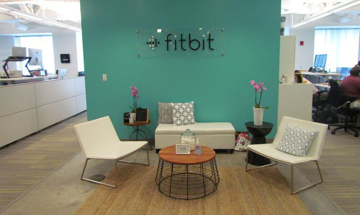Google Resmi Mengakuisisi Fitbit