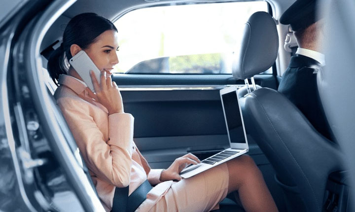 gadget pintar untuk perjalanan bisnis