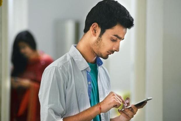 pasar smartphone india