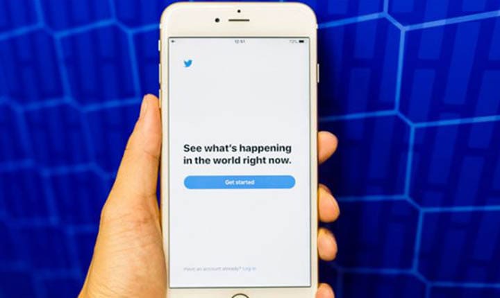 pengguna twitter update