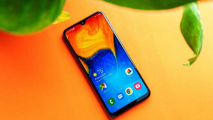 Smartphone Dengan Layar AMOLED, Termurah dan Paling Laris Tahun 2020