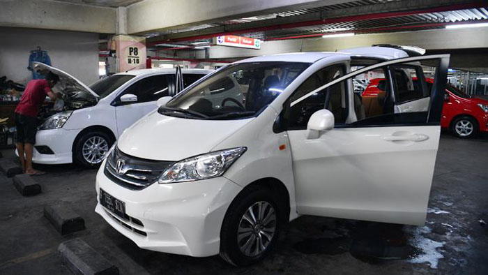 perawatan mesin mobil