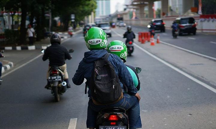 gojek phk