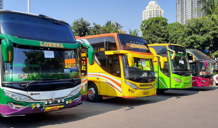 Rekomendasi Bus